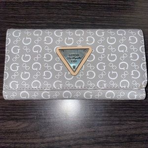Guess Trifold Wallet